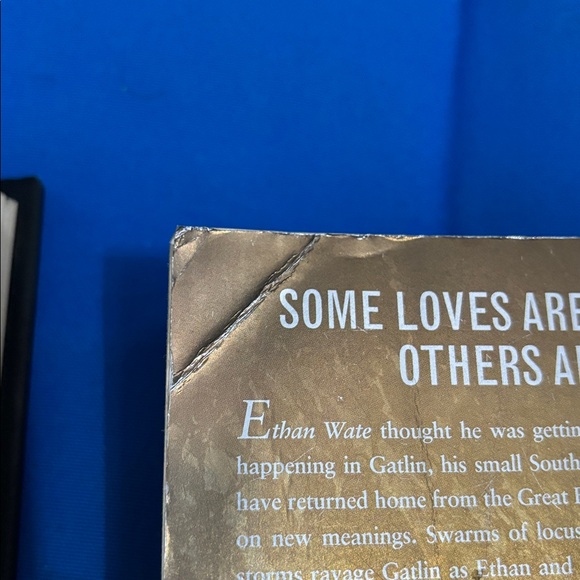 Beautiful Creatures Set Of Five Four Soft Cover One Hard Cover NWOTS - Picture 15 of 16